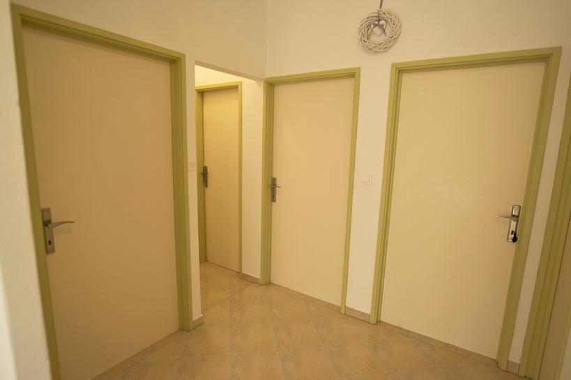 Apartment Duda Starigrad Paklenica Bilik gambar