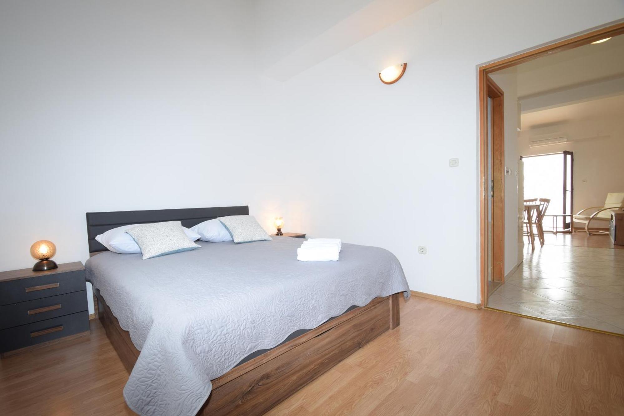 Apartment Duda Starigrad Paklenica Luaran gambar